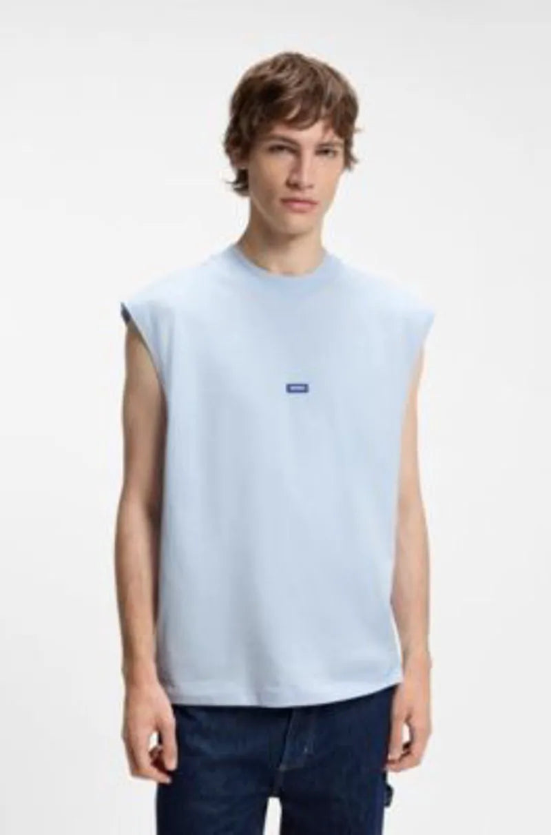 XS