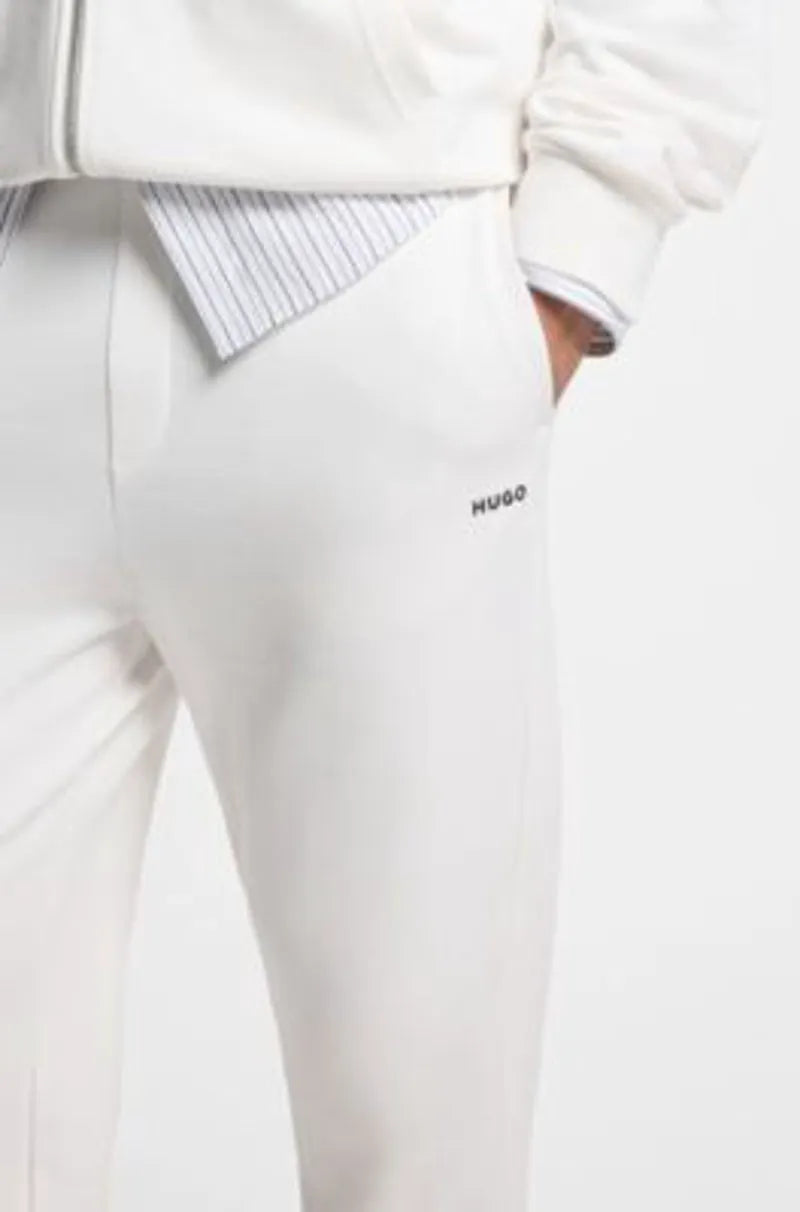 XS