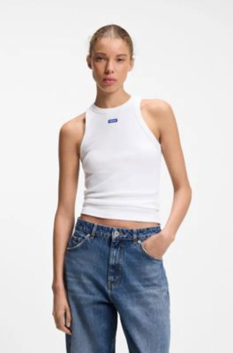 XS