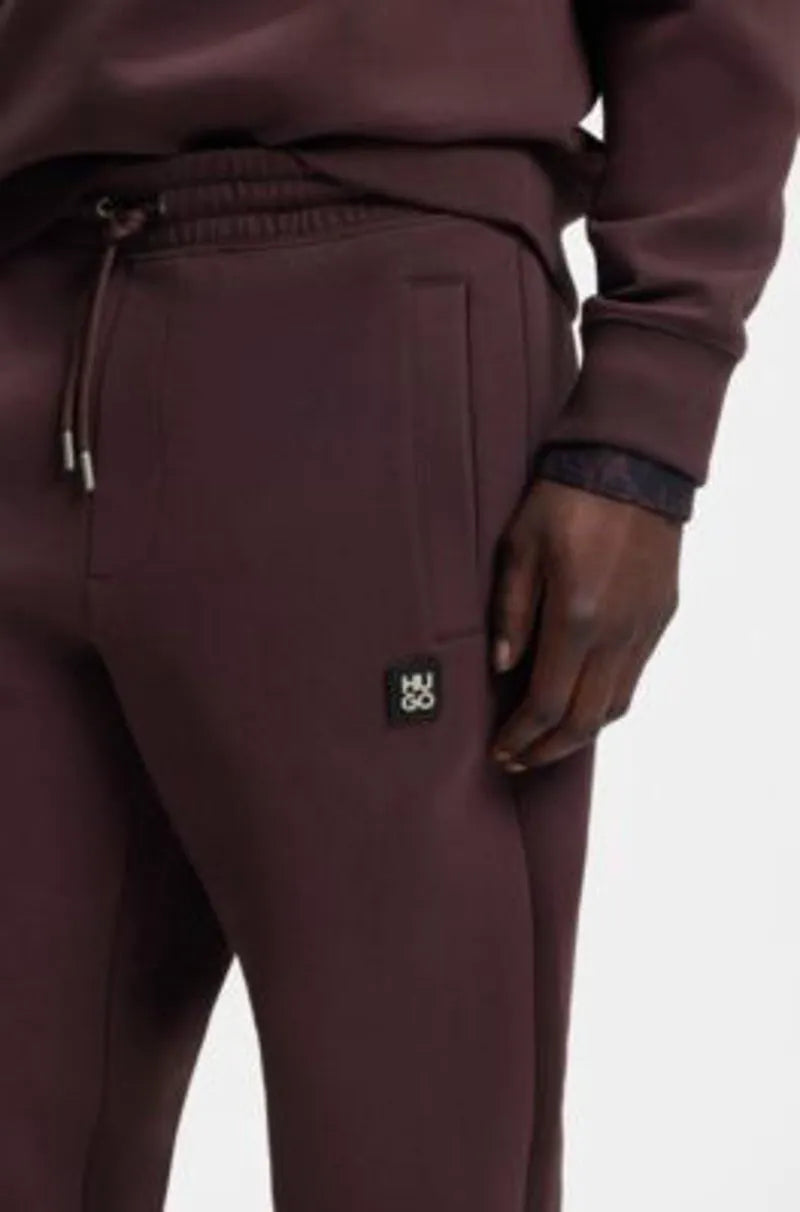 XS