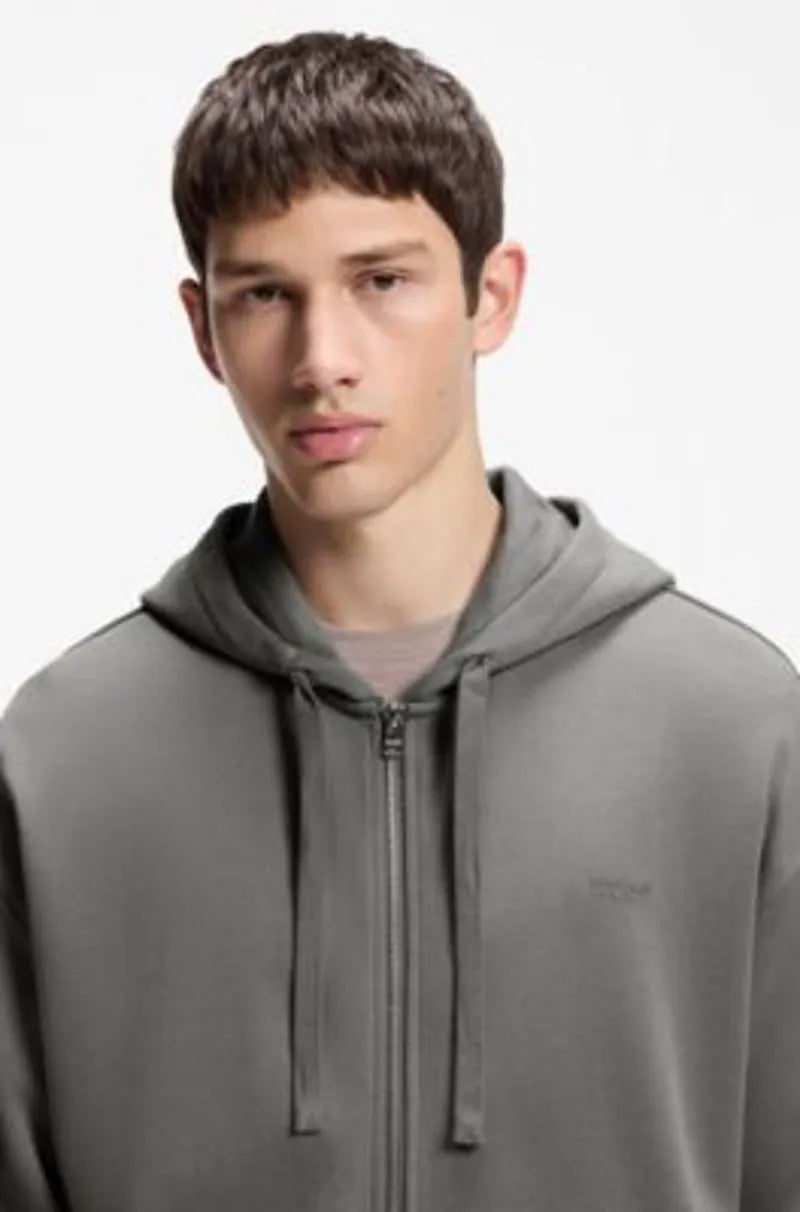 XS
