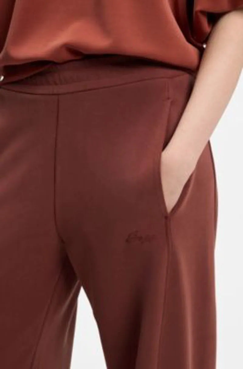 XS