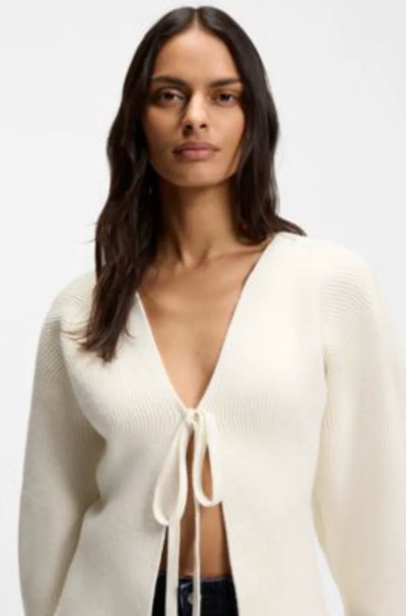 XS