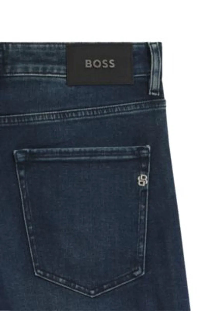 30/32