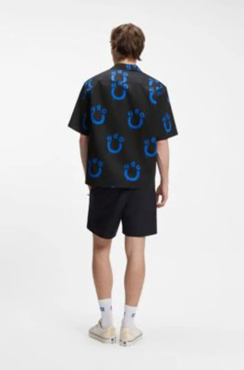 XS