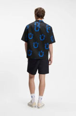 XS
