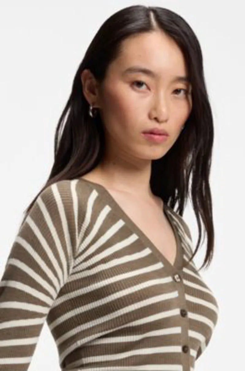 XS