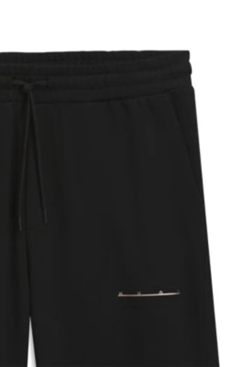 XS