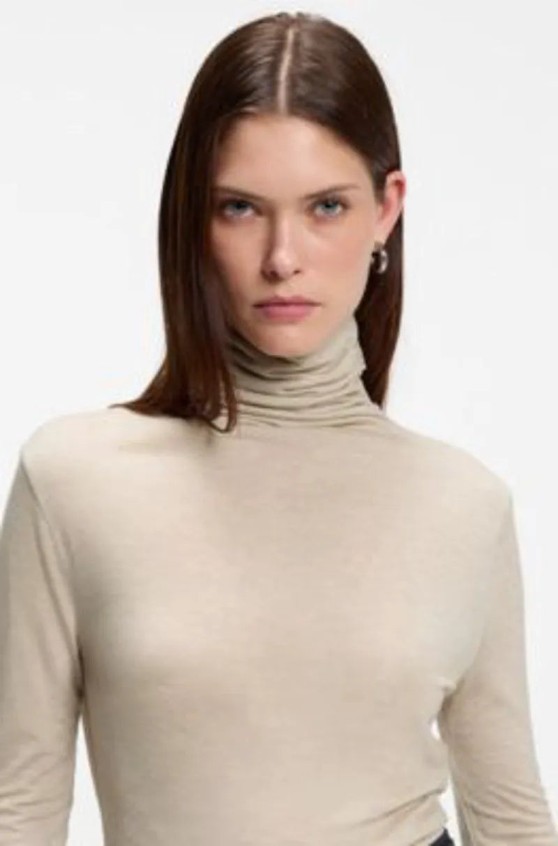XS