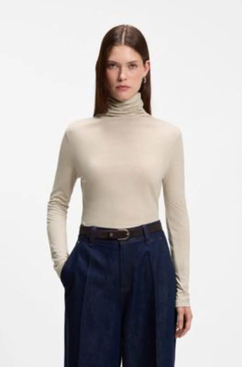 XS